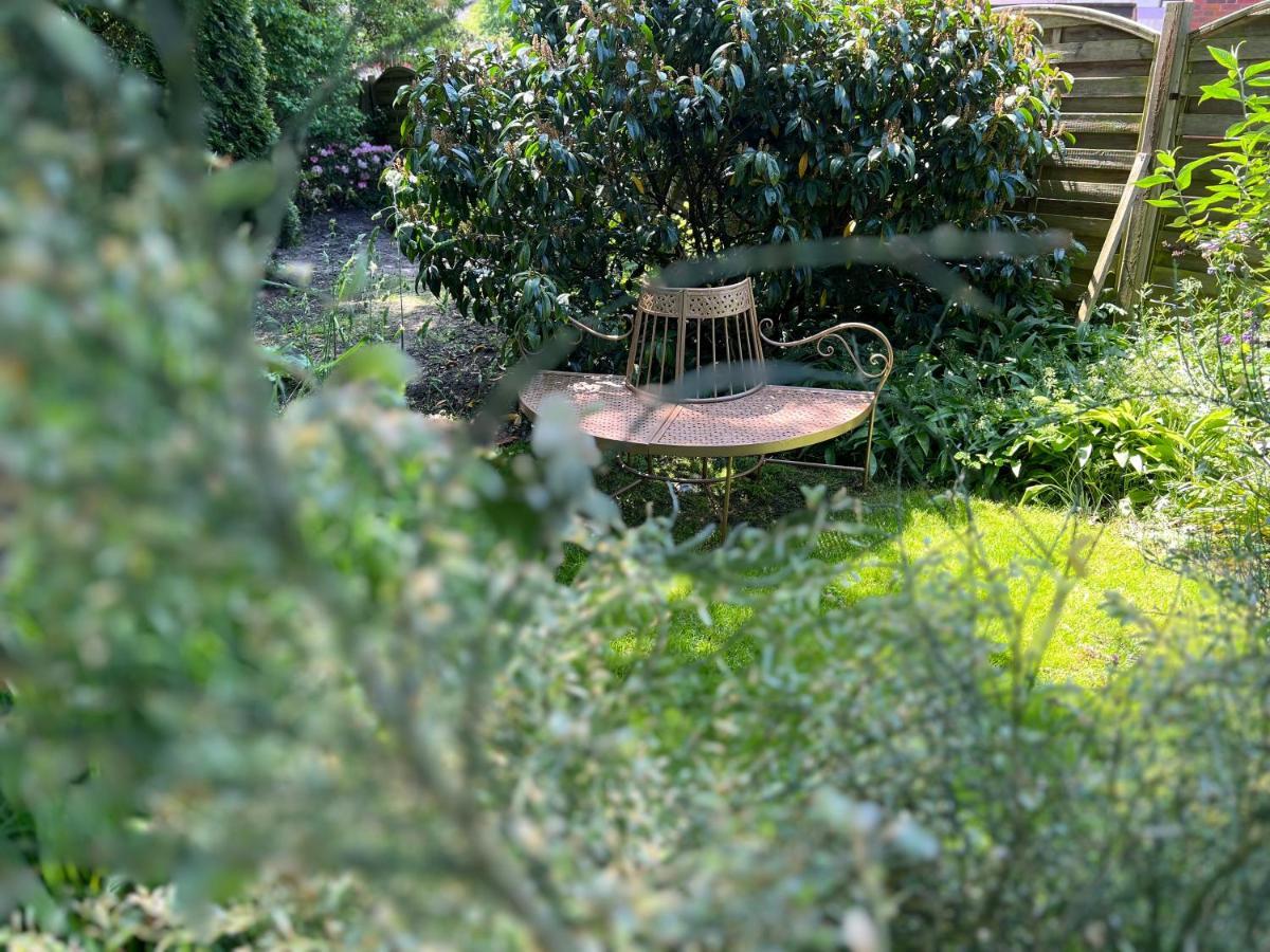 Aussergewoehnliches Haus Mit Sauna, Kamin Und Garten Wilhelmshaven Zewnętrze zdjęcie