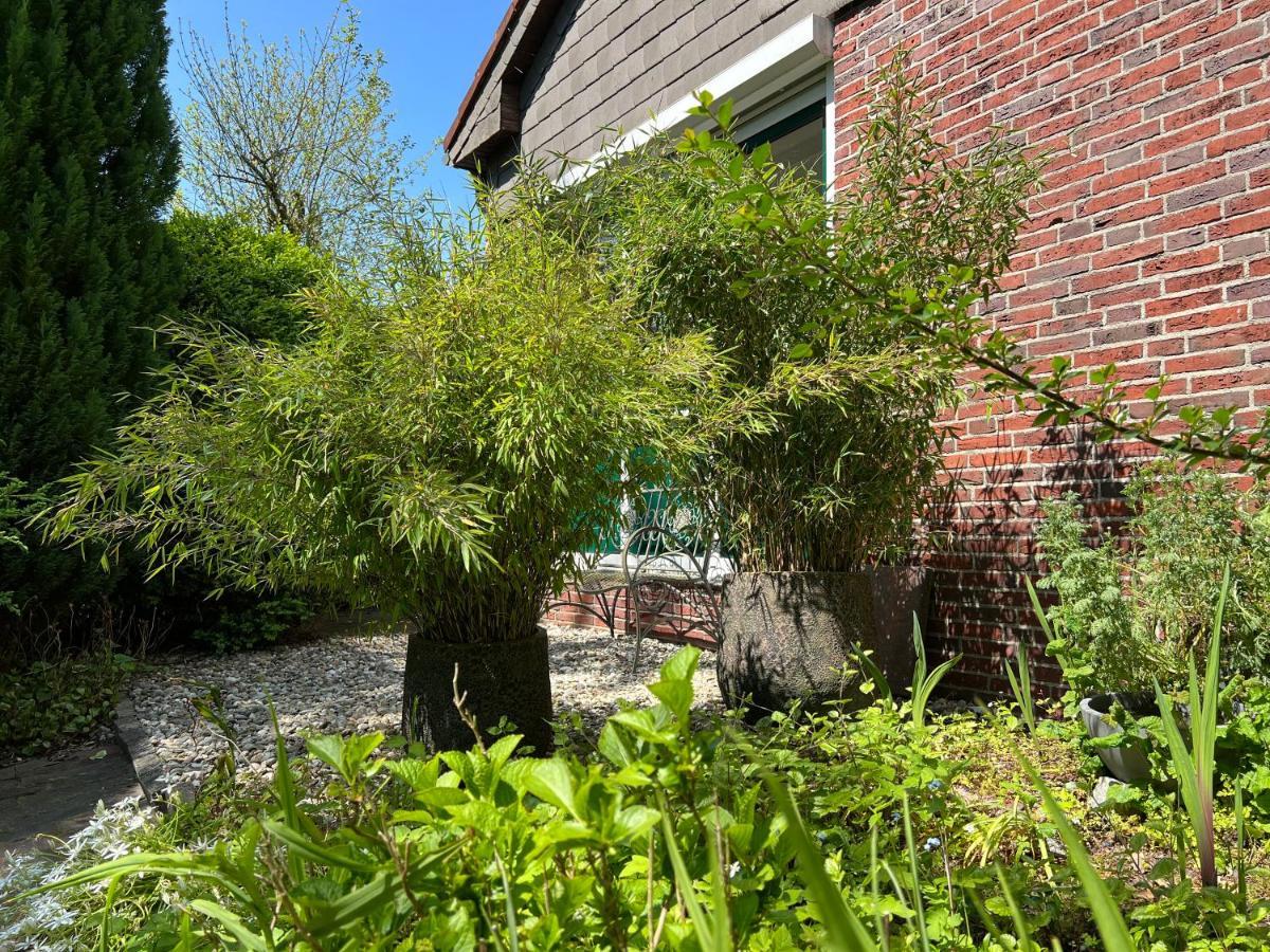 Aussergewoehnliches Haus Mit Sauna, Kamin Und Garten Wilhelmshaven Zewnętrze zdjęcie