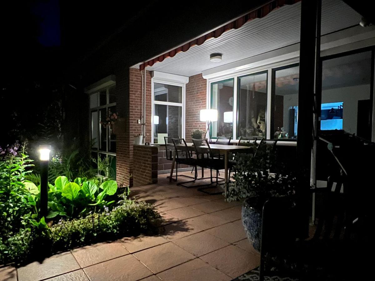 Aussergewoehnliches Haus Mit Sauna, Kamin Und Garten Wilhelmshaven Zewnętrze zdjęcie