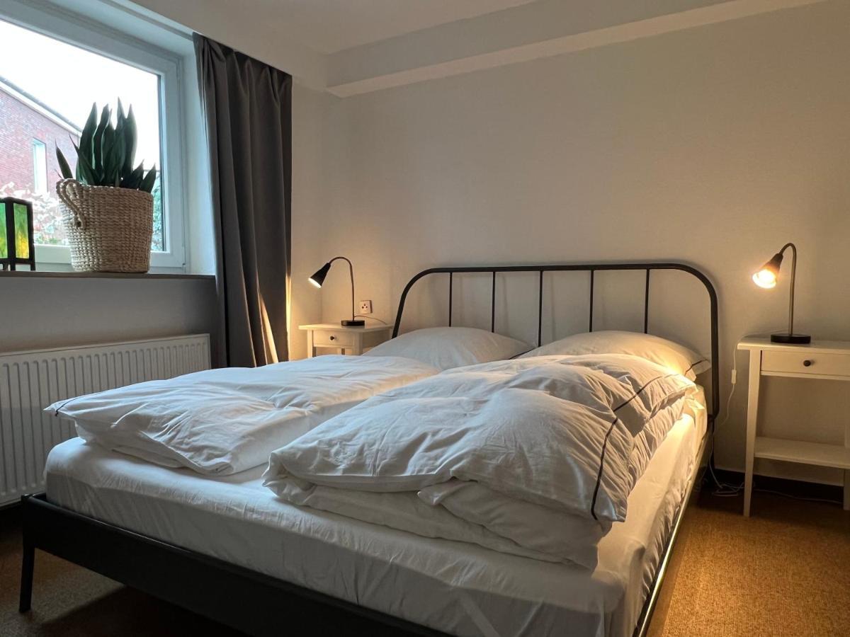 Aussergewoehnliches Haus Mit Sauna, Kamin Und Garten Wilhelmshaven Zewnętrze zdjęcie